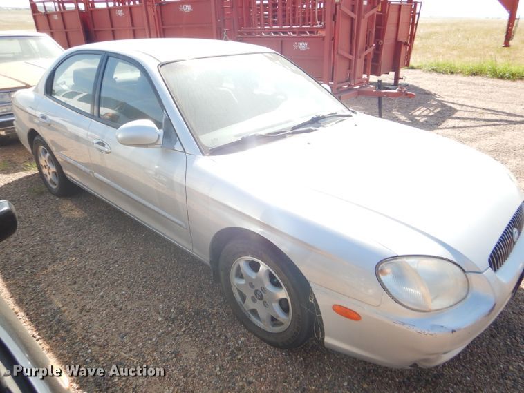 image for item DD4463 2001 Hyundai Sonata
