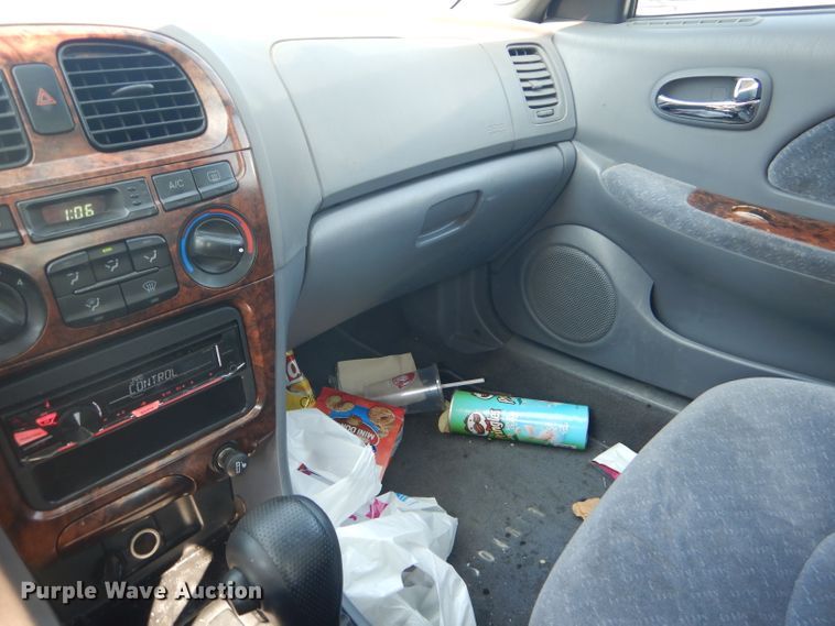 image for item DD4463 2001 Hyundai Sonata