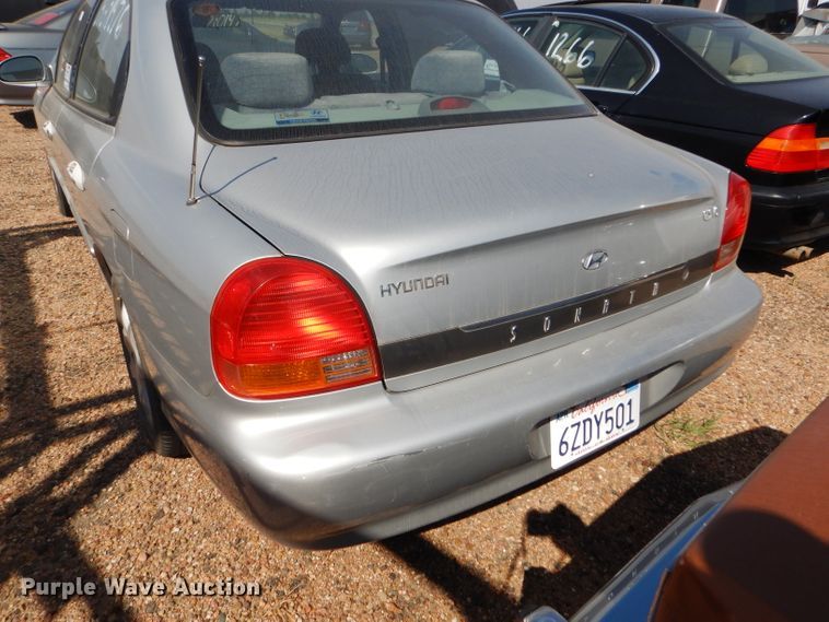 image for item DD4463 2001 Hyundai Sonata