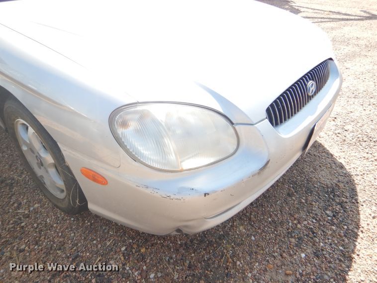image for item DD4463 2001 Hyundai Sonata