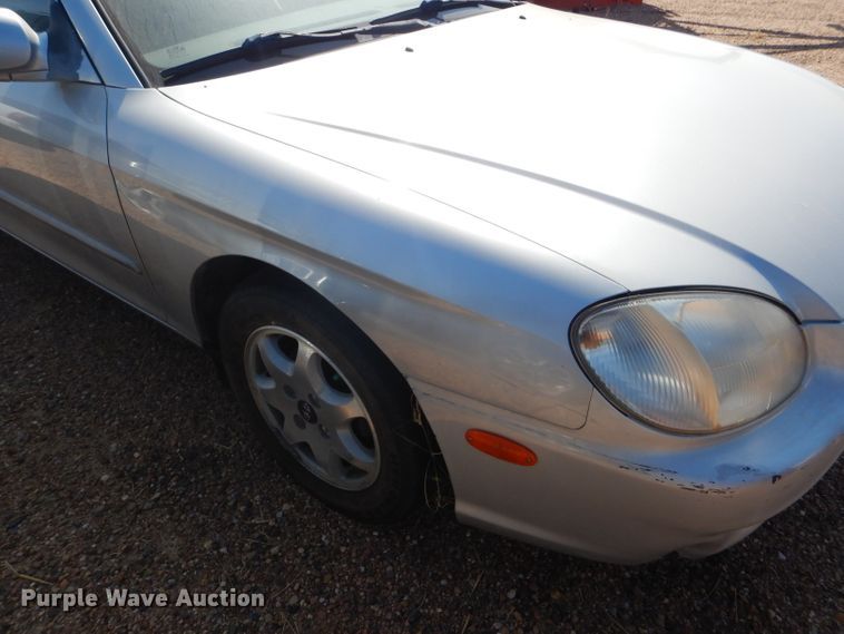 image for item DD4463 2001 Hyundai Sonata