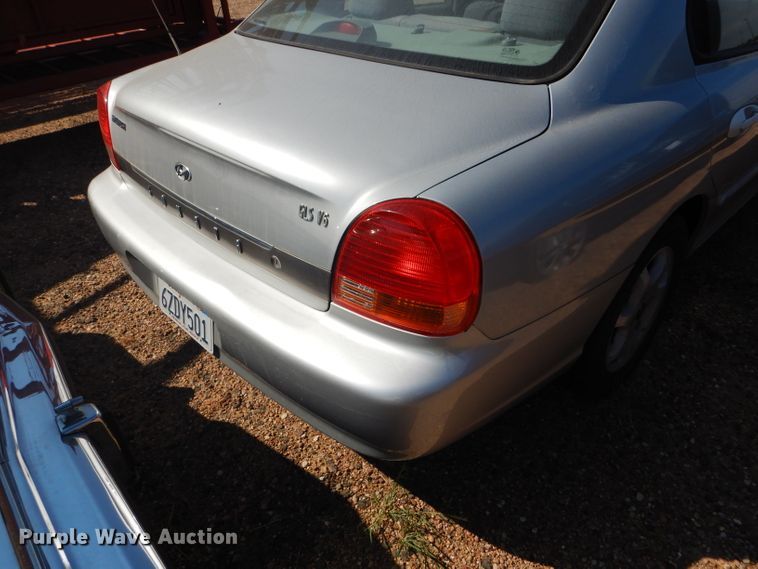 image for item DD4463 2001 Hyundai Sonata
