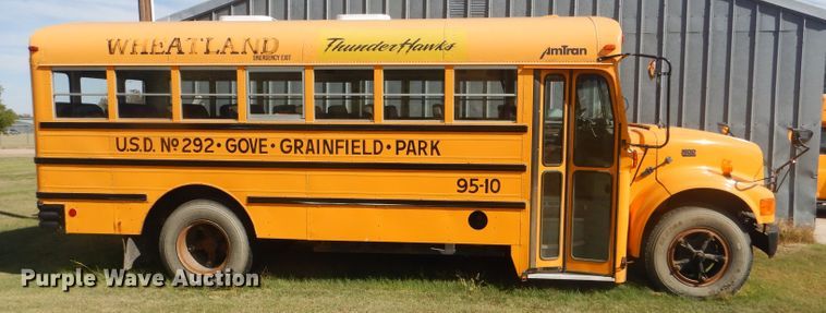 image for item DD4482 1995 International 3800 AmTran school bus