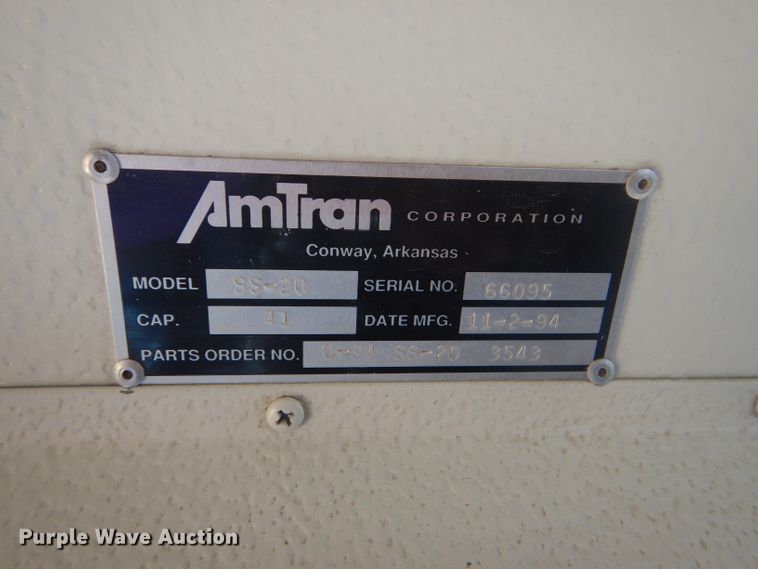 image for item DD4482 1995 International 3800 AmTran school bus