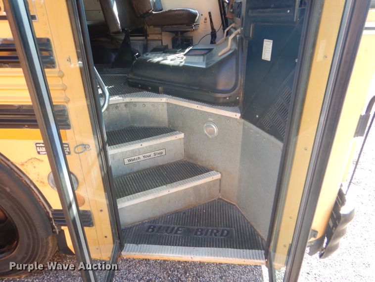 image for item DD4509 2000 Blue Bird TC2000 school bus