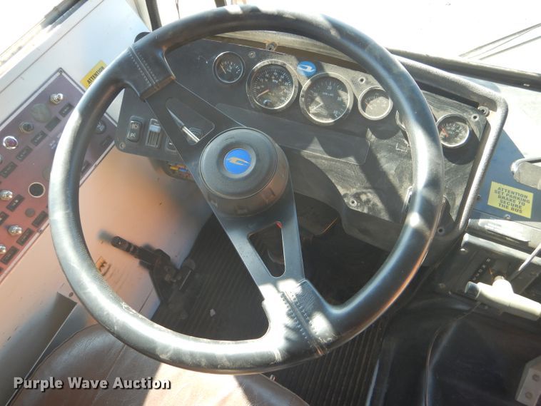 image for item DD4509 2000 Blue Bird TC2000 school bus