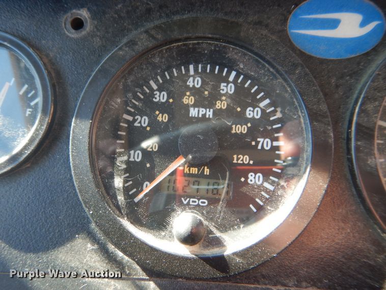 image for item DD4509 2000 Blue Bird TC2000 school bus