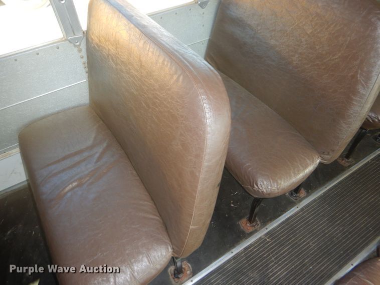 image for item DD4509 2000 Blue Bird TC2000 school bus