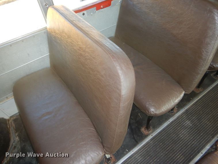 image for item DD4509 2000 Blue Bird TC2000 school bus