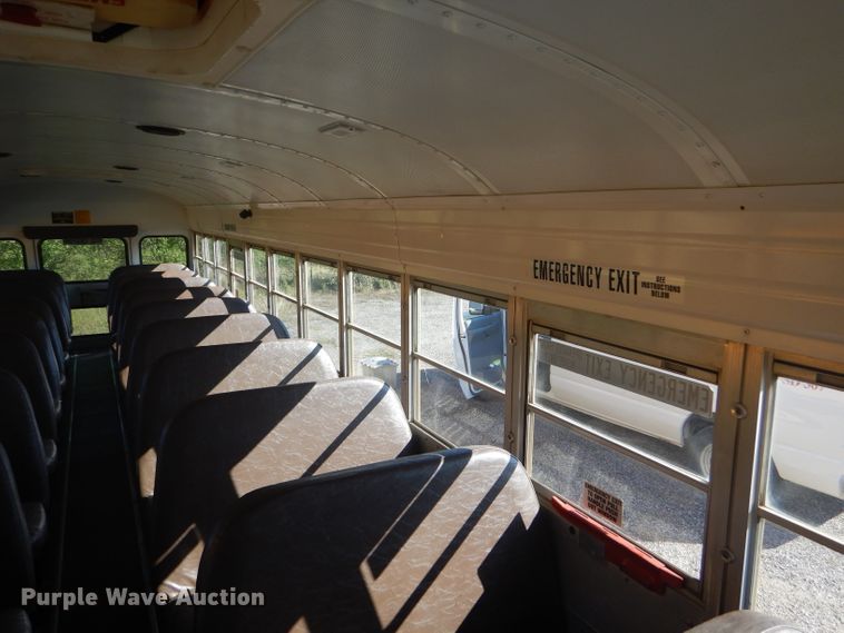 image for item DD4509 2000 Blue Bird TC2000 school bus