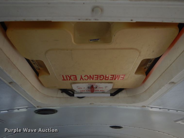 image for item DD4509 2000 Blue Bird TC2000 school bus