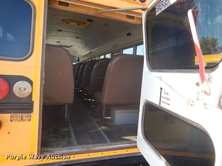 image for item DD4509 2000 Blue Bird TC2000 school bus