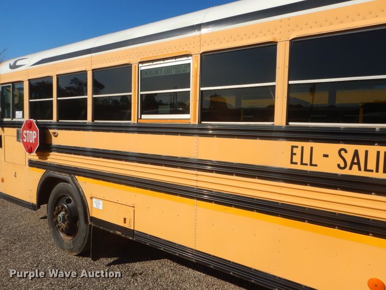 image for item DD4509 2000 Blue Bird TC2000 school bus