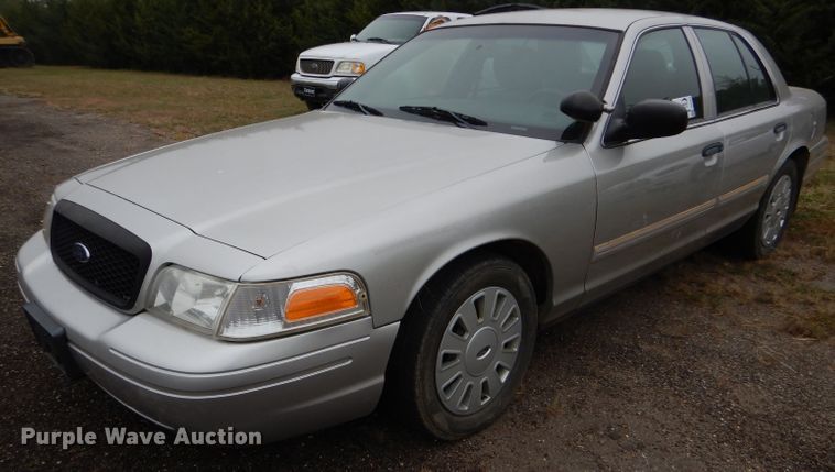 image for item DD4519 2011 Ford Crown Victoria Police Interceptor