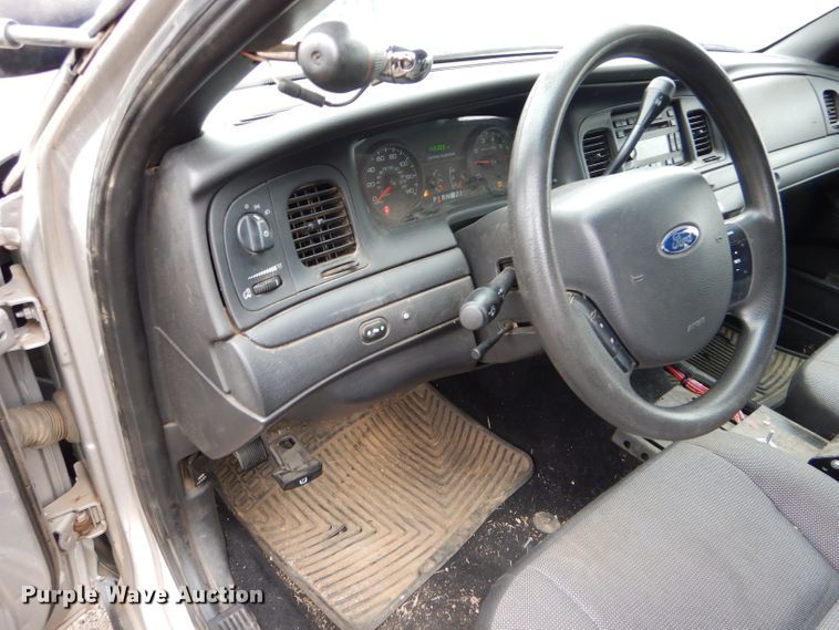 image for item DD4519 2011 Ford Crown Victoria Police Interceptor
