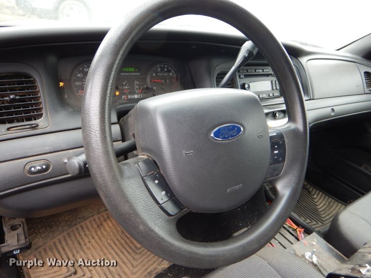 image for item DD4519 2011 Ford Crown Victoria Police Interceptor