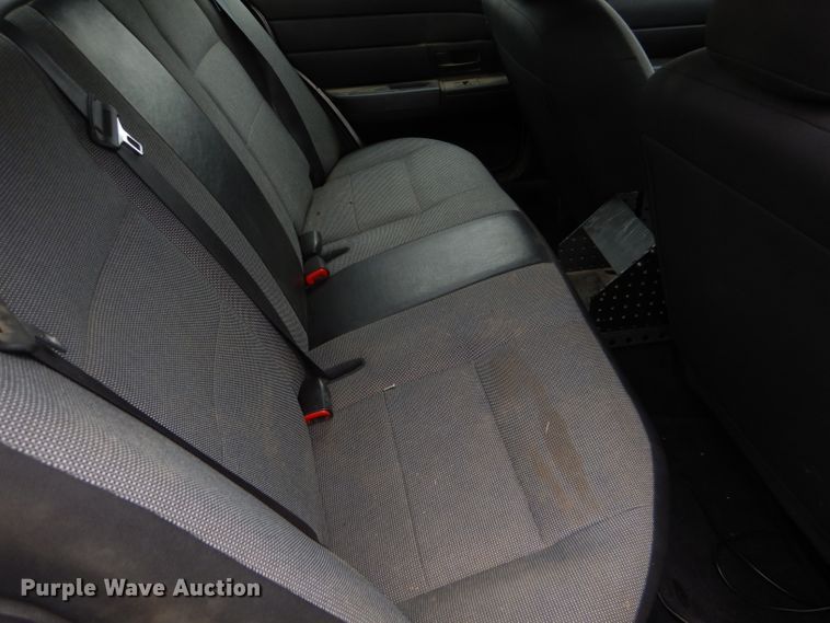 image for item DD4519 2011 Ford Crown Victoria Police Interceptor