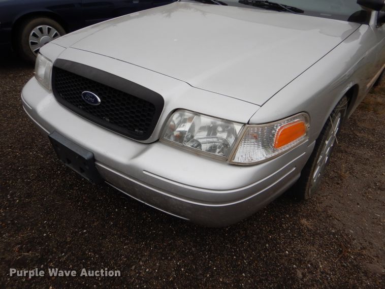 image for item DD4519 2011 Ford Crown Victoria Police Interceptor