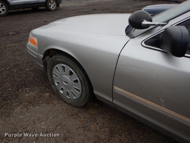 image for item DD4519 2011 Ford Crown Victoria Police Interceptor