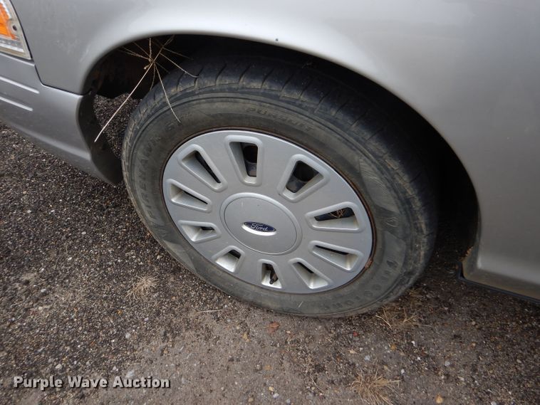 image for item DD4519 2011 Ford Crown Victoria Police Interceptor