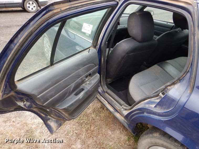 image for item DD4520 2011 Ford Crown Victoria Police Interceptor