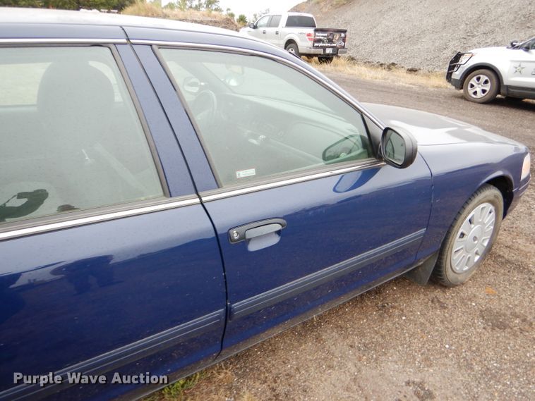 image for item DD4520 2011 Ford Crown Victoria Police Interceptor