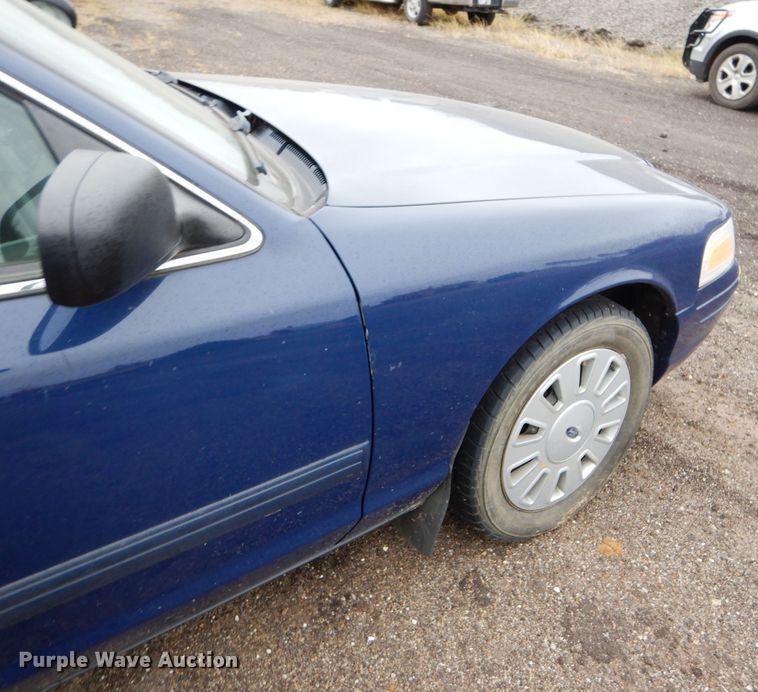 image for item DD4520 2011 Ford Crown Victoria Police Interceptor