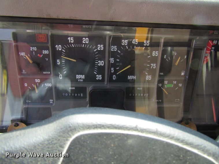 image for item DG8208 2002 International 4900 flatbed truck