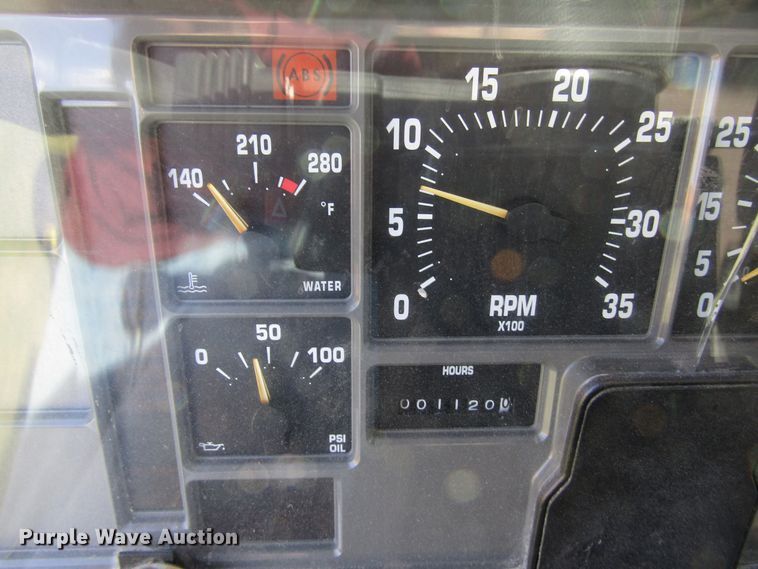 image for item DG8208 2002 International 4900 flatbed truck