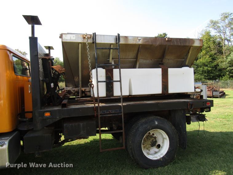 image for item DG8208 2002 International 4900 flatbed truck