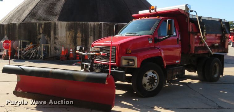 image for item DH1621 2008 GMC C7500 dump truck