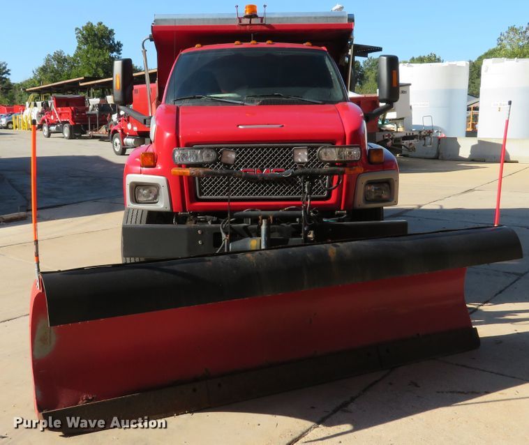 image for item DH1621 2008 GMC C7500 dump truck