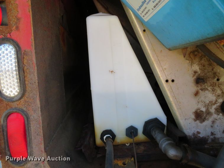 image for item DH1621 2008 GMC C7500 dump truck