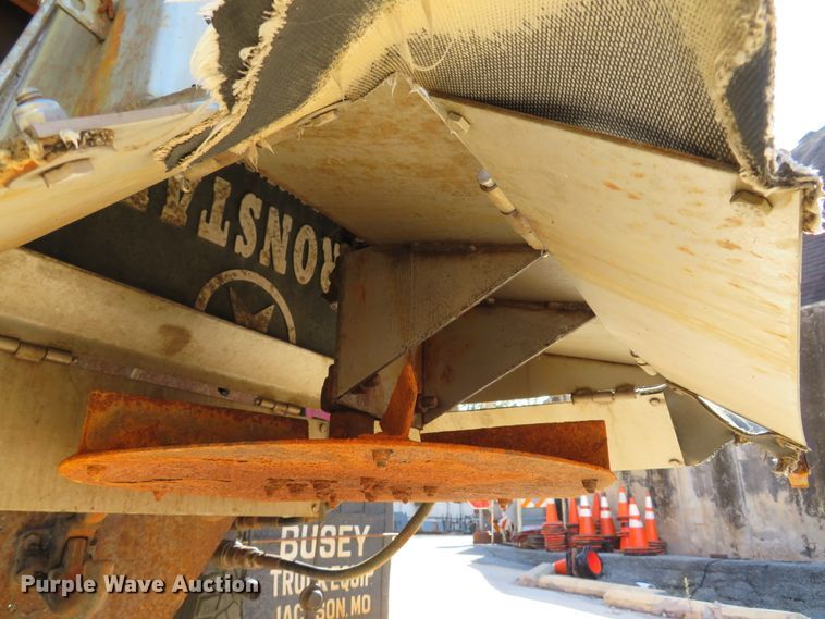 image for item DH1621 2008 GMC C7500 dump truck