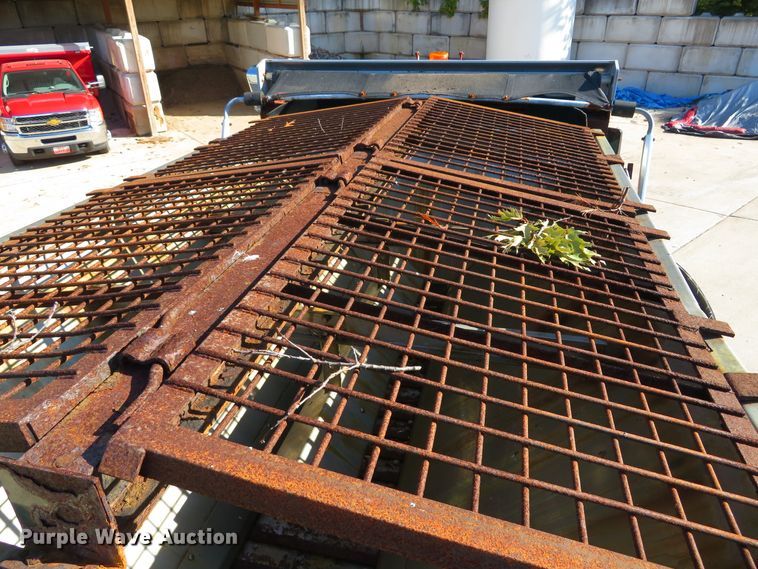 image for item DH1621 2008 GMC C7500 dump truck