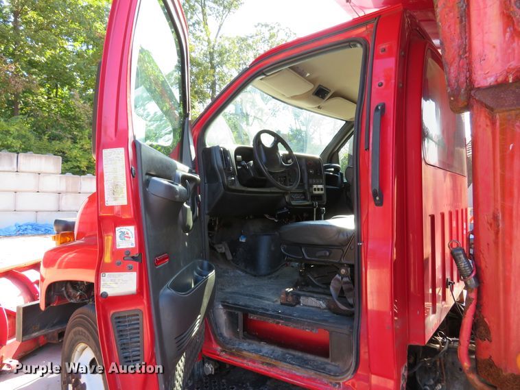 image for item DH1621 2008 GMC C7500 dump truck