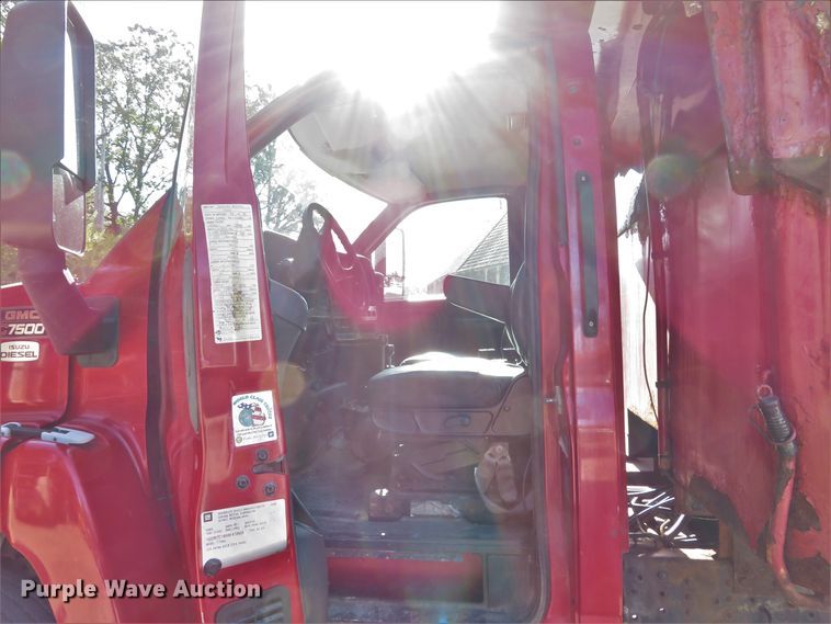 image for item DH1621 2008 GMC C7500 dump truck