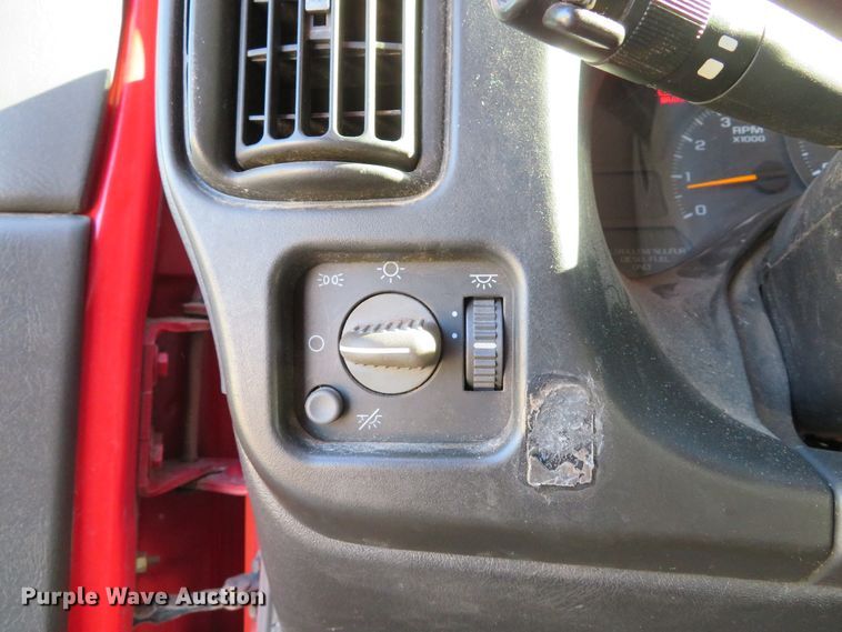 image for item DH1621 2008 GMC C7500 dump truck