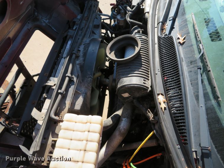 image for item DH1621 2008 GMC C7500 dump truck