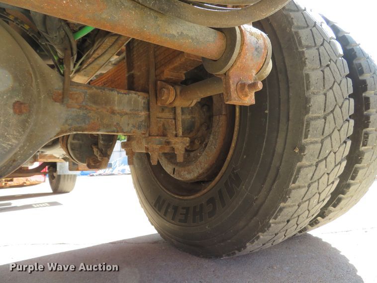 image for item DH1621 2008 GMC C7500 dump truck