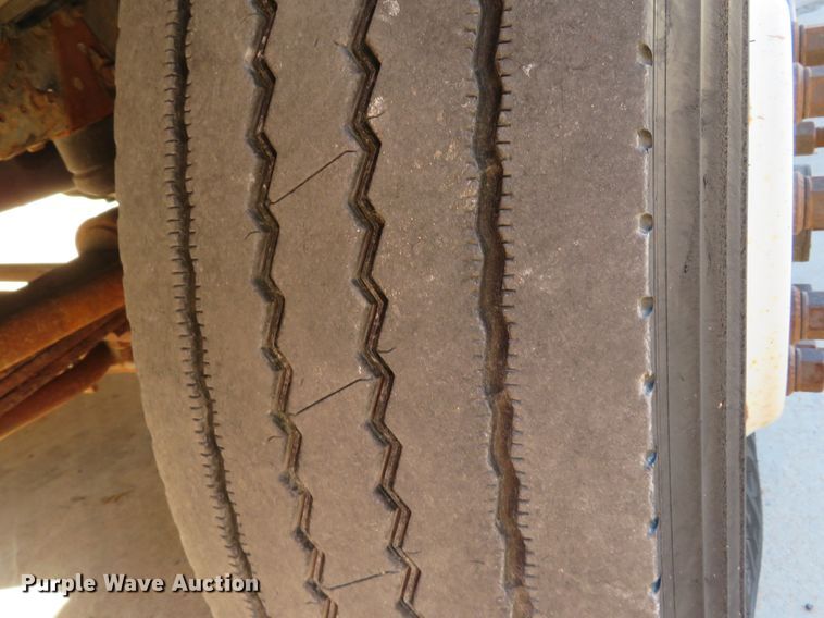 image for item DH1621 2008 GMC C7500 dump truck