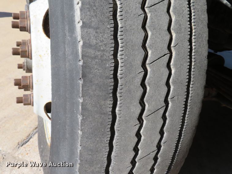 image for item DH1621 2008 GMC C7500 dump truck