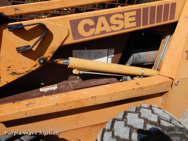image for item DH2103 1994 Case 1845C skid steer