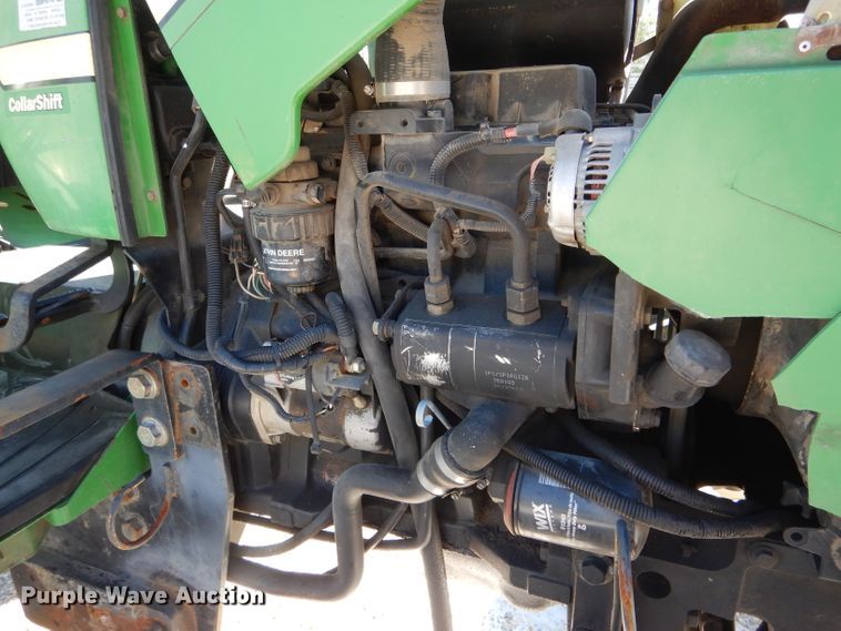 image for item DH2146 2003 John Deere 5220 tractor
