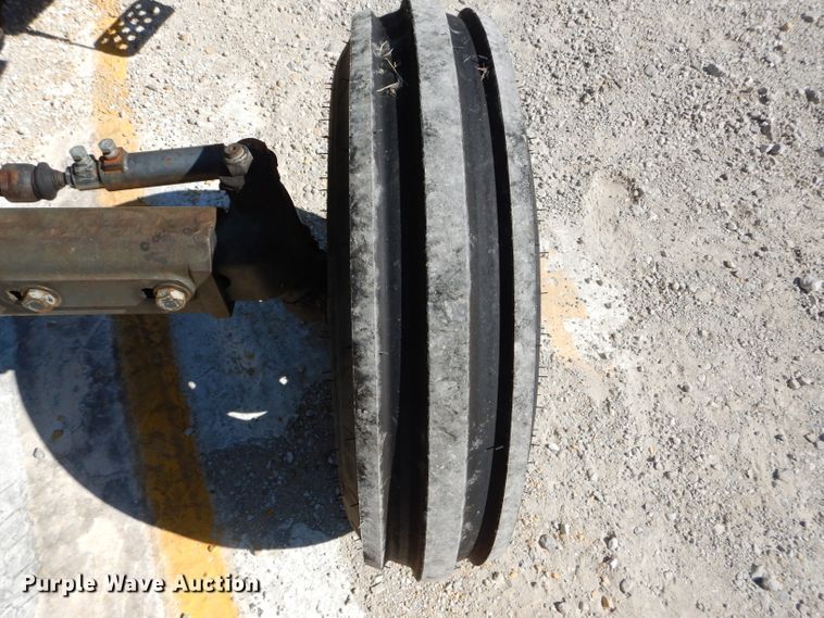 image for item DH2146 2003 John Deere 5220 tractor