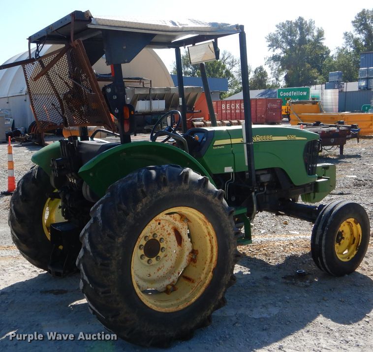 image for item DH2147 2008 John Deere 5325 tractor