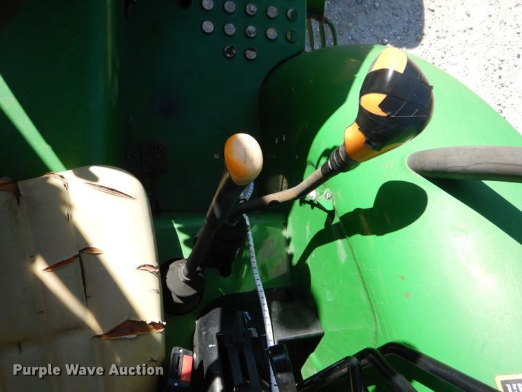 image for item DH2147 2008 John Deere 5325 tractor