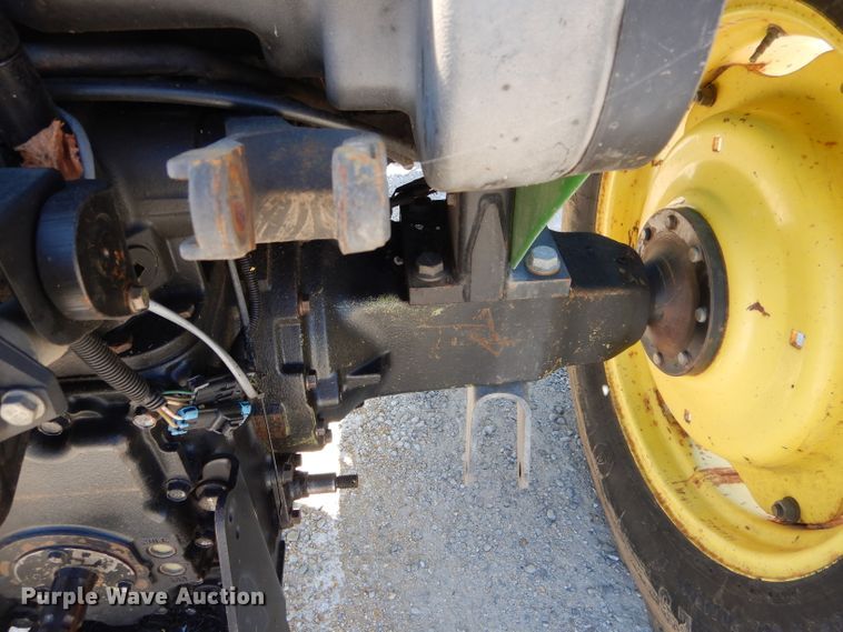 image for item DH2148 2006 John Deere 5525 tractor