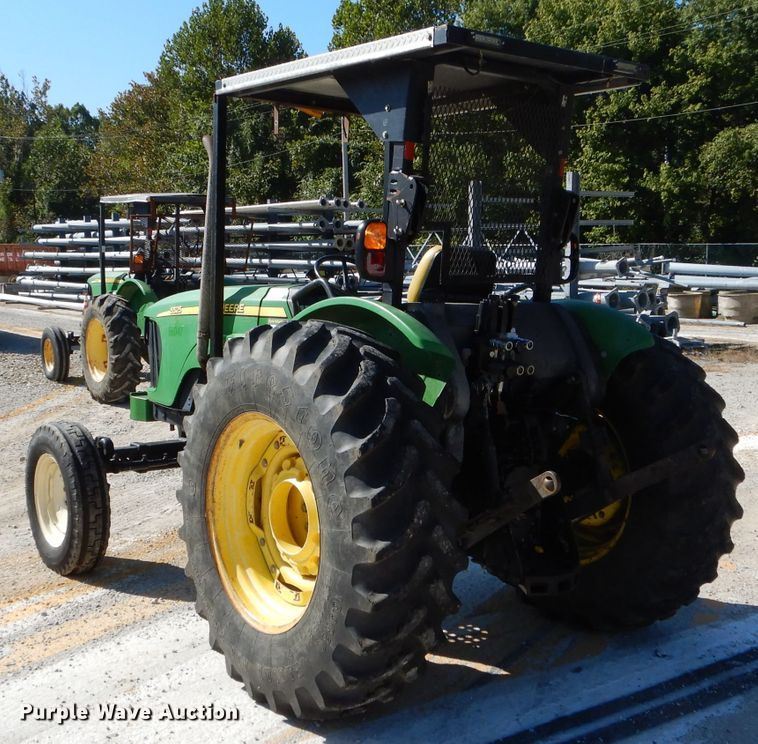 image for item DH2149 2006 John Deere 5525 tractor
