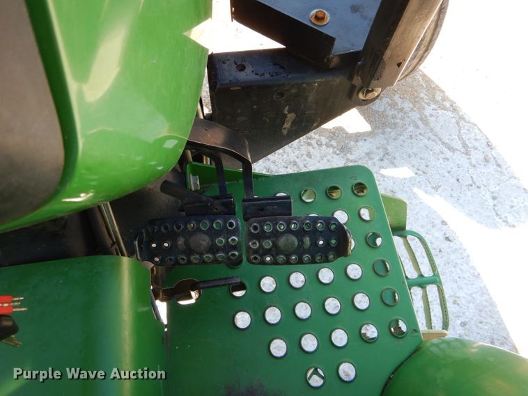 image for item DH2149 2006 John Deere 5525 tractor